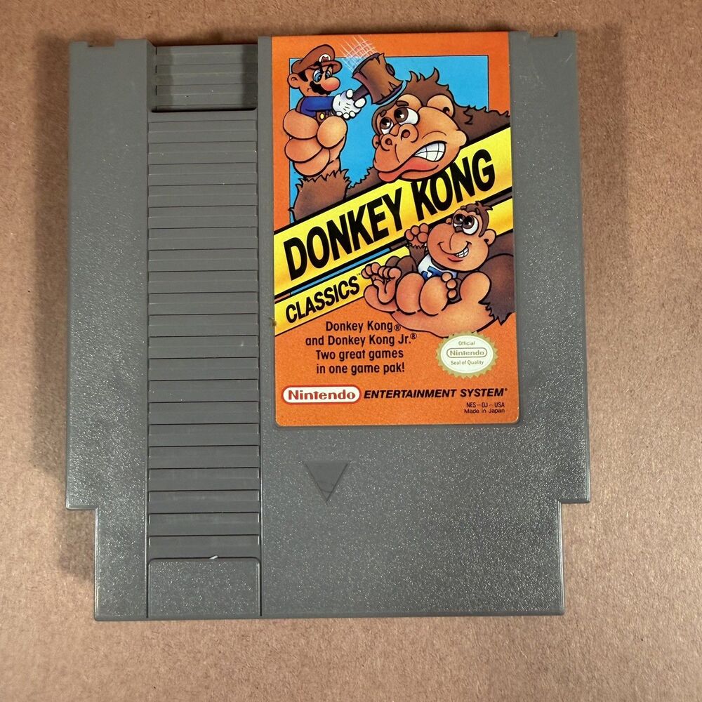 Donkey Kong Classics (Nintendo NES, 1985 w/ Sleeve